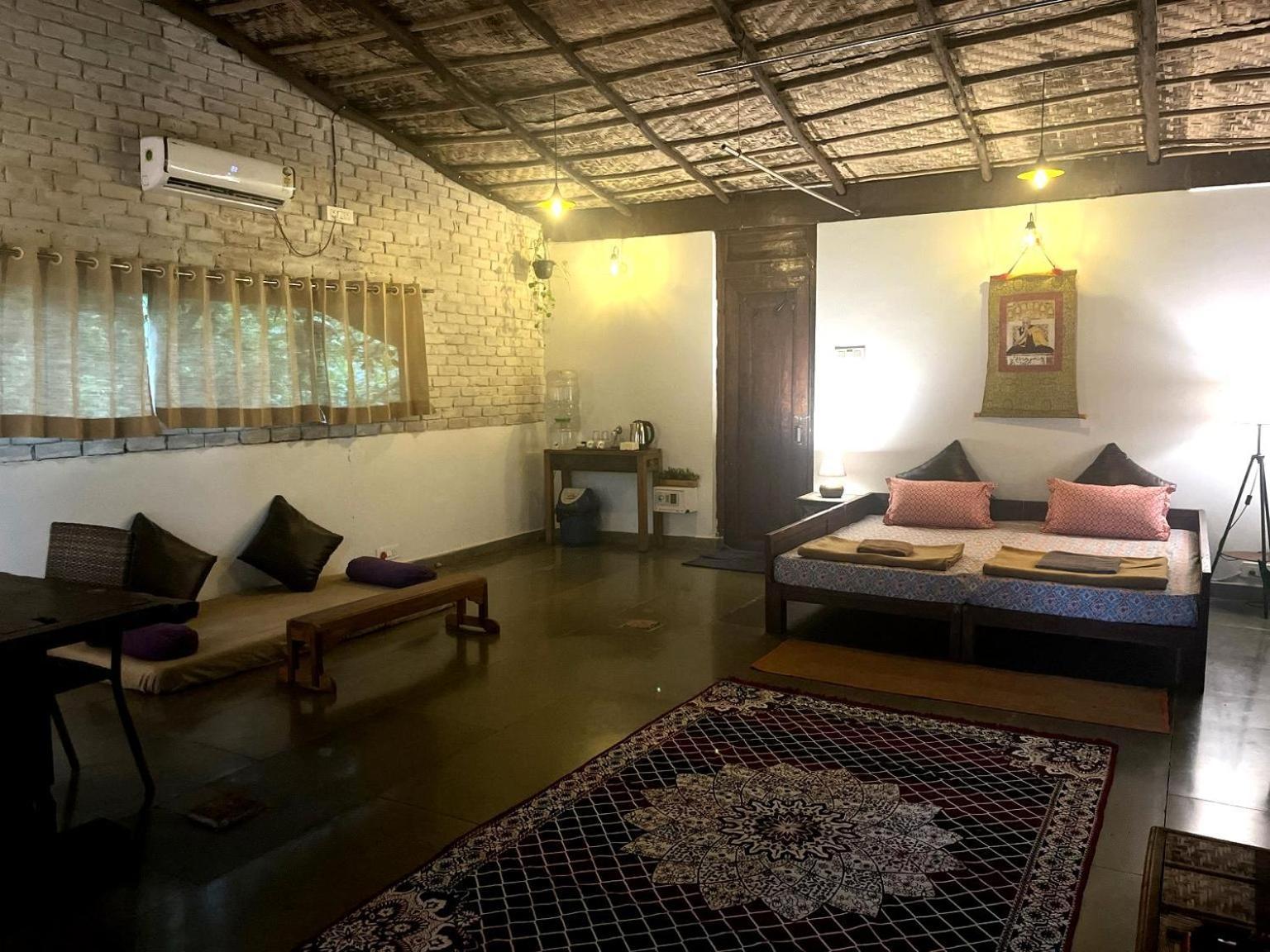 Satori Wellness Cottages I Yoga, Sauna, Ice Bath, Holistic Therapies & More Мандрем Екстер'єр фото